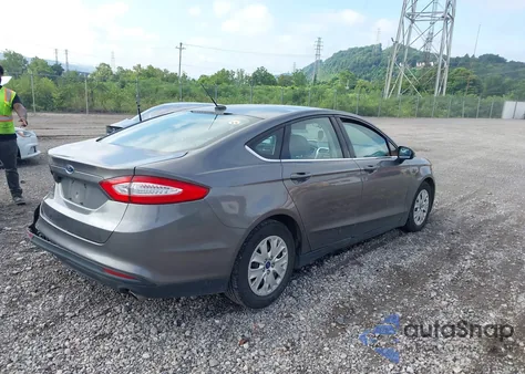 2013 Ford Fusion S из США, поврежденный, VIN 3FA6P0G75DR320807
